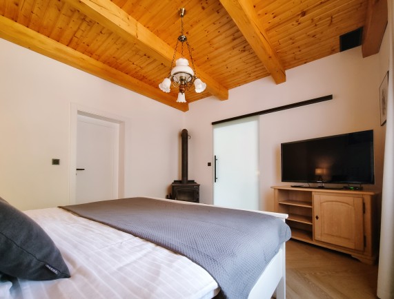 Schlafzimmer 1